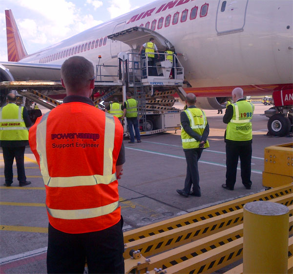 Powervamp Frequency Converters power Air India's Dreamliner at Birmingham Airport - FEGP